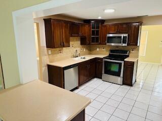 Building Photo - 9482 N Military Trl