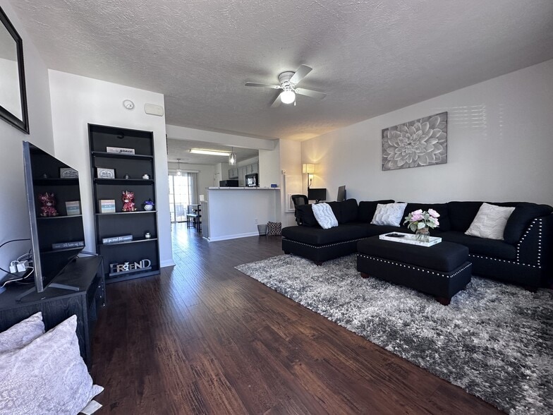 Building Photo - 2961 S Rutherford Blvd