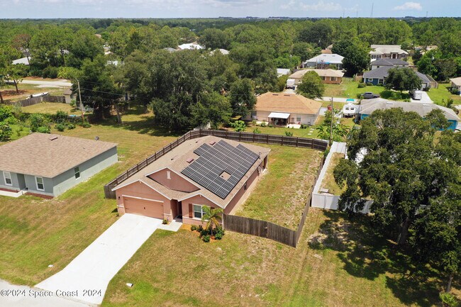 Building Photo - 1673 Talbott St