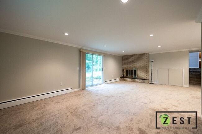 Building Photo - OPEN HOUSE Thursday August 29th 5-6pm