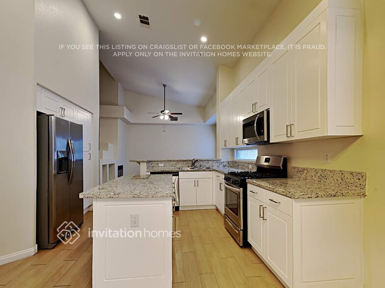 Building Photo - 8444 Orange Cliff Ct