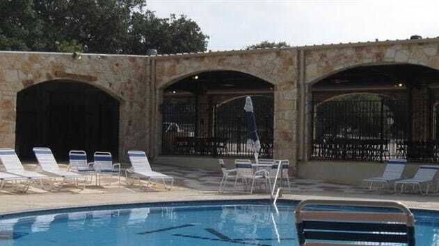 Building Photo - 2608 Franklin Cove
