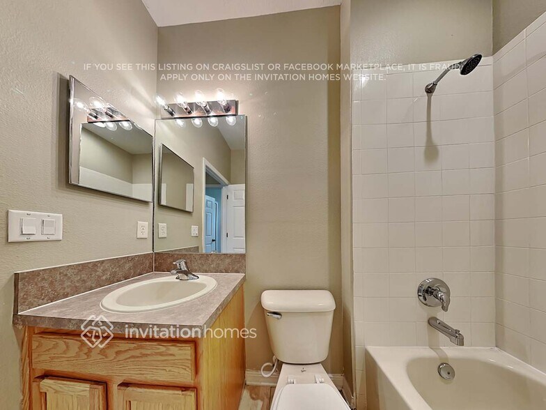 Building Photo - 1117 Emerald Hill Way