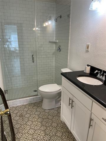 Building Photo - 3563 South Dr