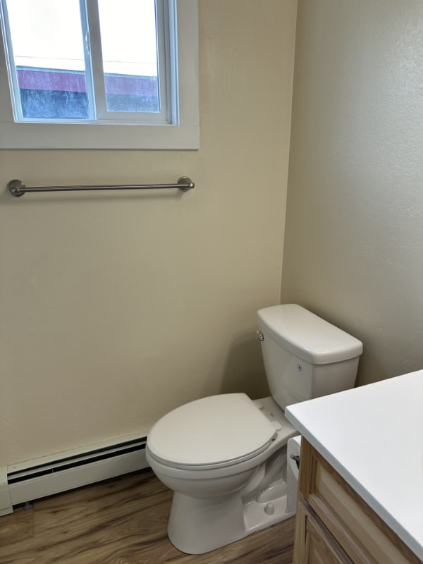 Building Photo - 1028 Longstaff St