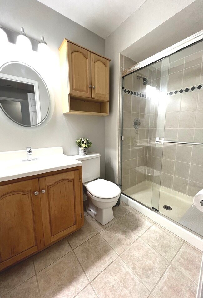 Building Photo - 1669 Cape Breton Ct