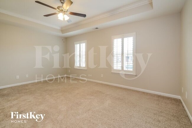 Building Photo - 1027 Deerwood Cir