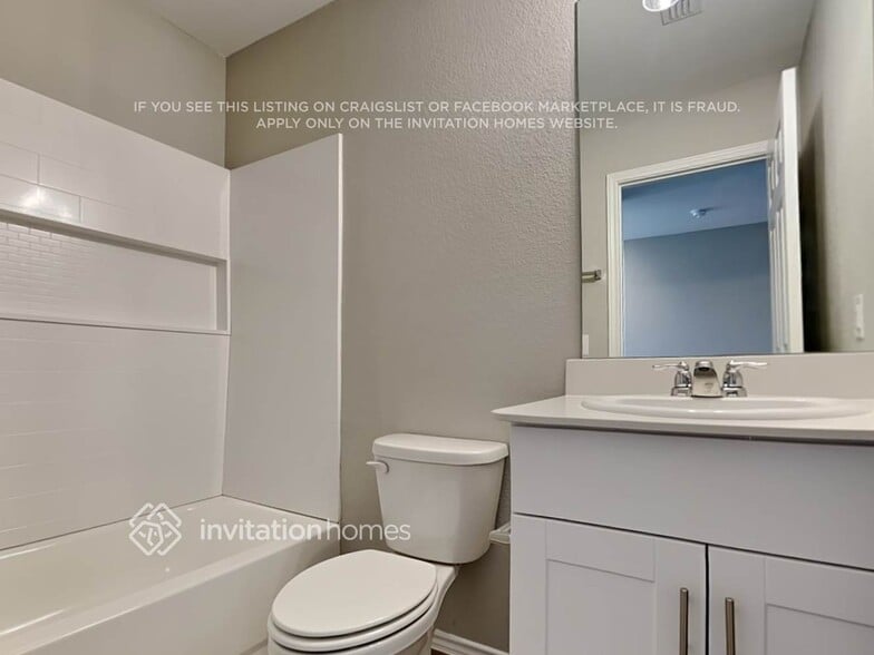 Building Photo - 1511 Greyleaf Ln