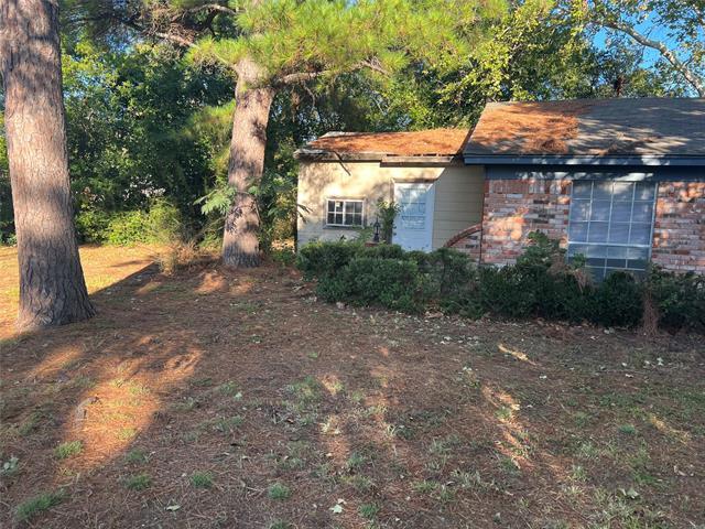 Building Photo - 211 Turtle Creek Dr