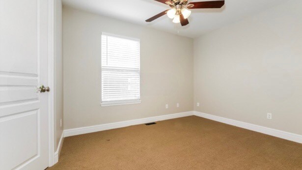 Building Photo - 11408 N Manning Ave