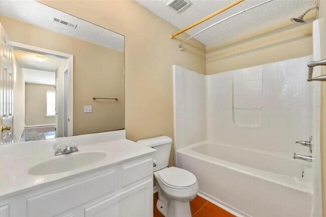 Building Photo - 5125 Sky Ridge Way