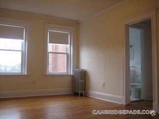 Building Photo - 18 Chauncy St