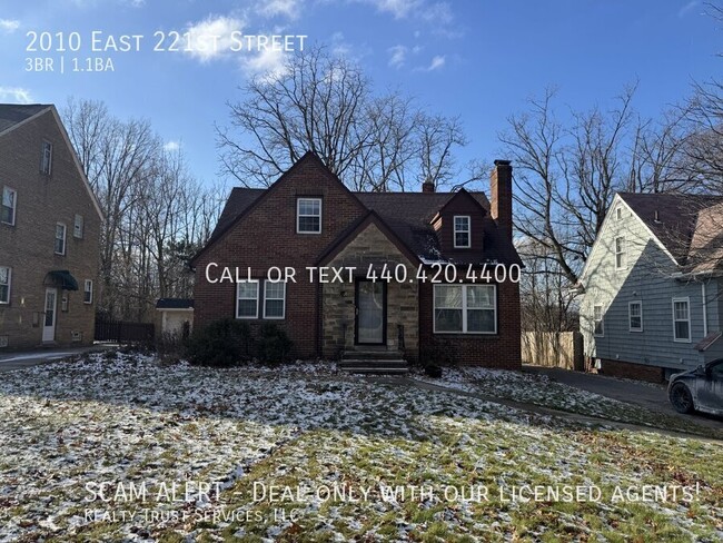 Primary Photo - Astonishing brick home 3 bedroom 1.5 bath ...