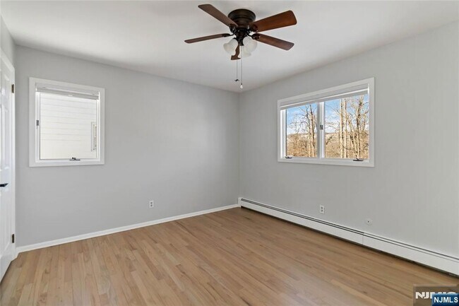 Building Photo - 9 McKinley Pl