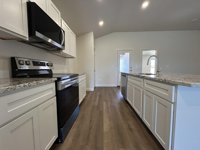 Building Photo - 7216 8th St