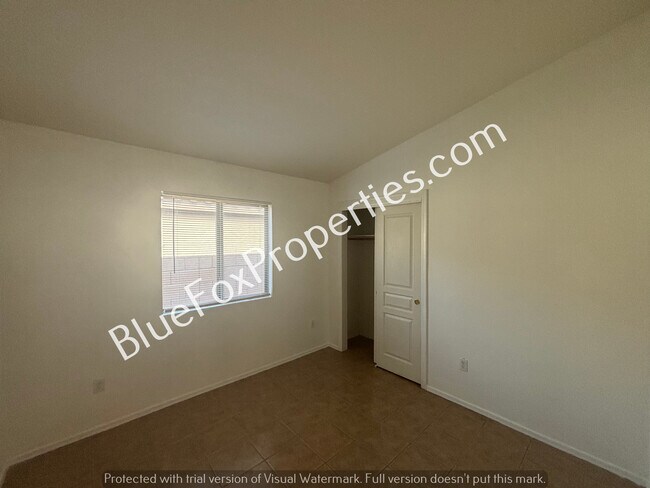 Building Photo - 6756 W Dovewood Way