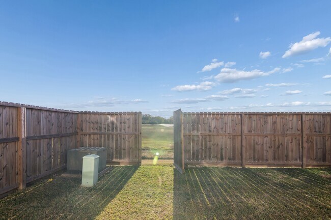 Building Photo - 4522 Park Trail Ln