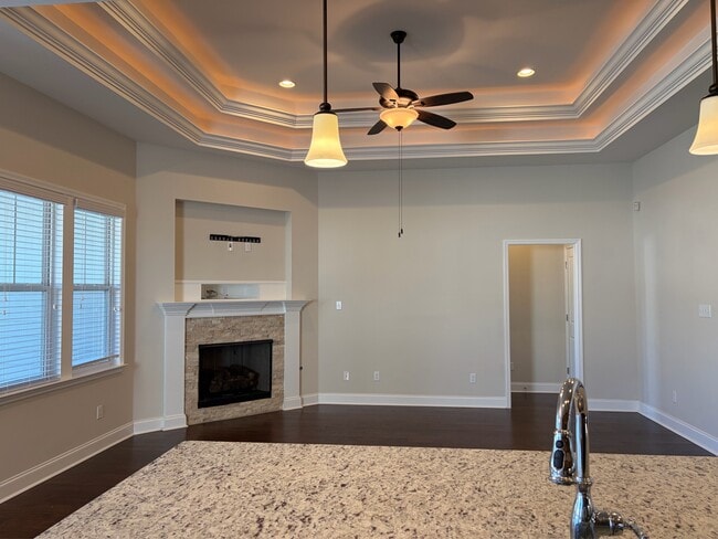 Building Photo - 5081 Bird Nest Trl