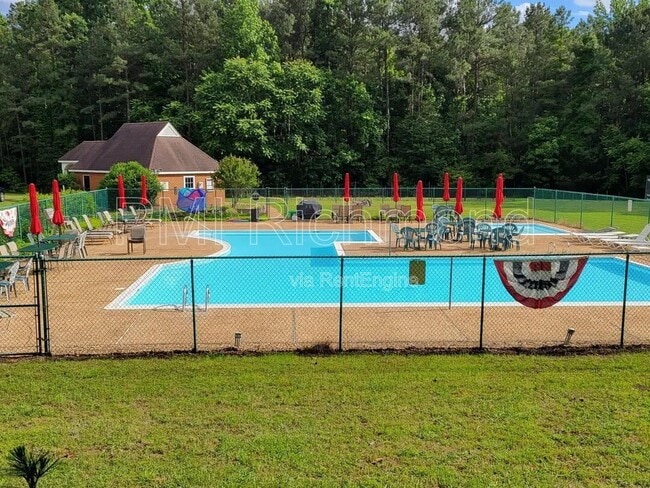 Building Photo - 613 Rebel Ridge Rd