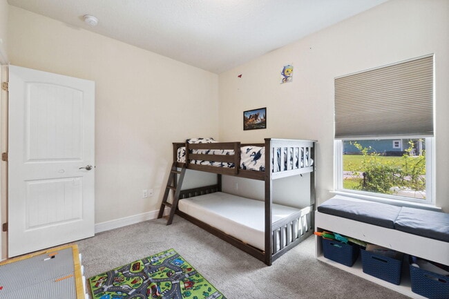 Building Photo - 585 Riverwalk Cir