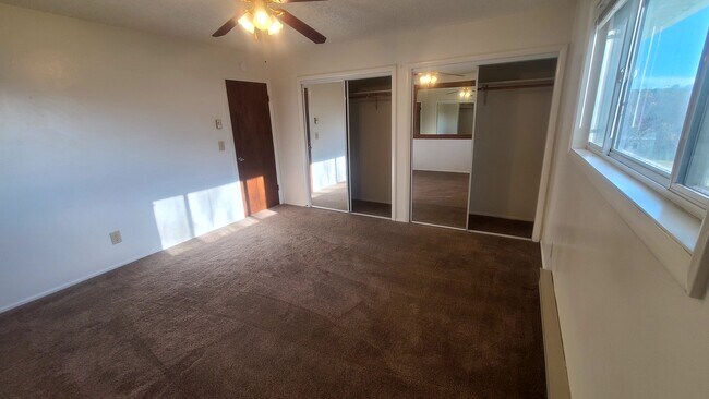 Building Photo - 945 Buchanan Ave