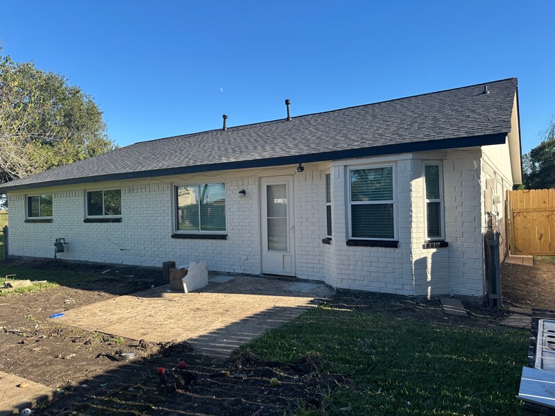 Building Photo - 3214 White Sail