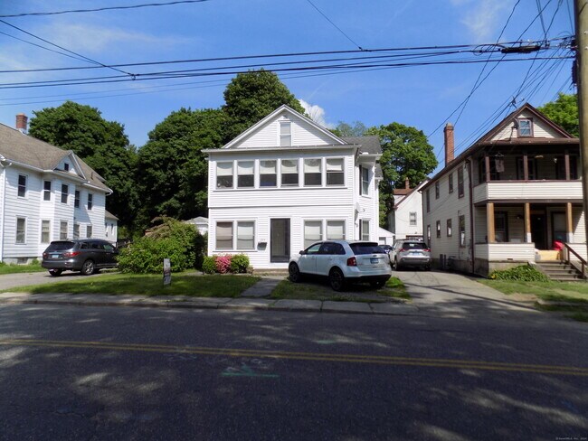Primary Photo - 224 Brightwood Ave