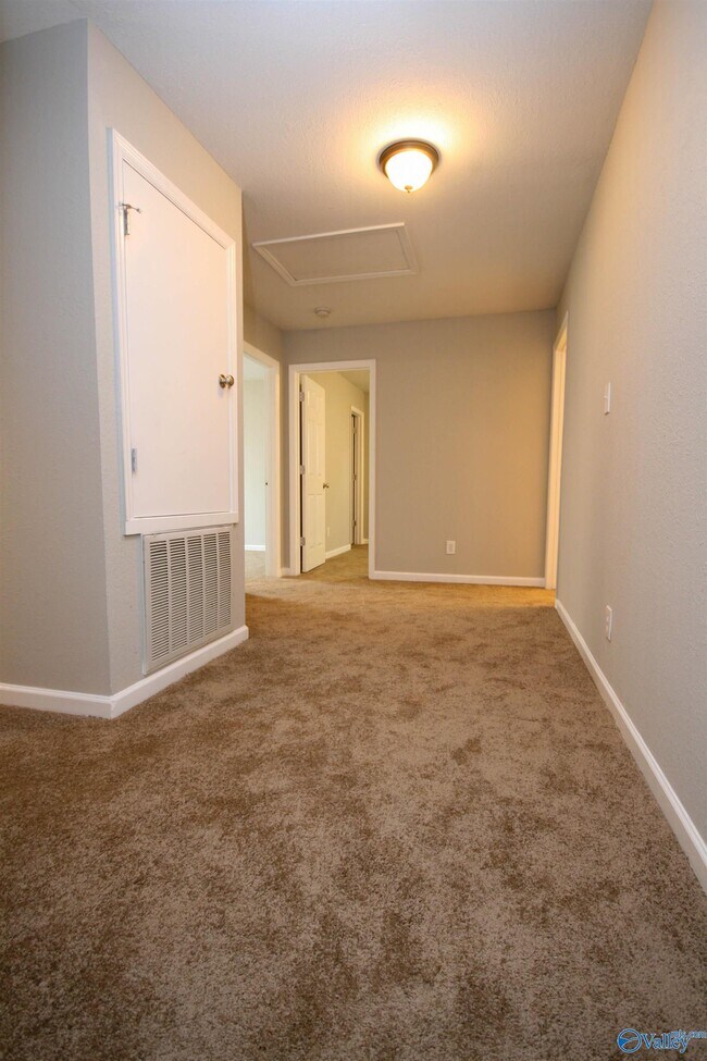 Building Photo - 138 Bayside Ln