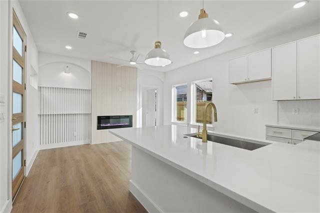 Building Photo - 2219 Hooper St