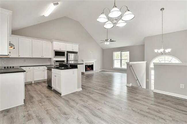 Building Photo - 439 Tara Oaks Trail