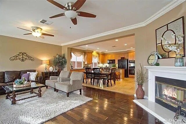 Building Photo - 32849 Northshire Cir