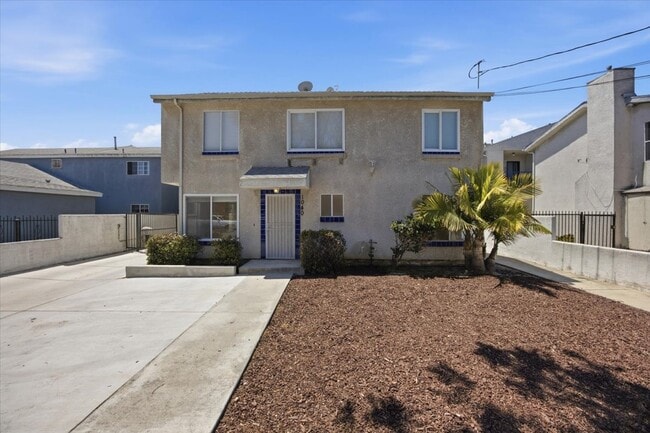 Building Photo - 1040 Gardena