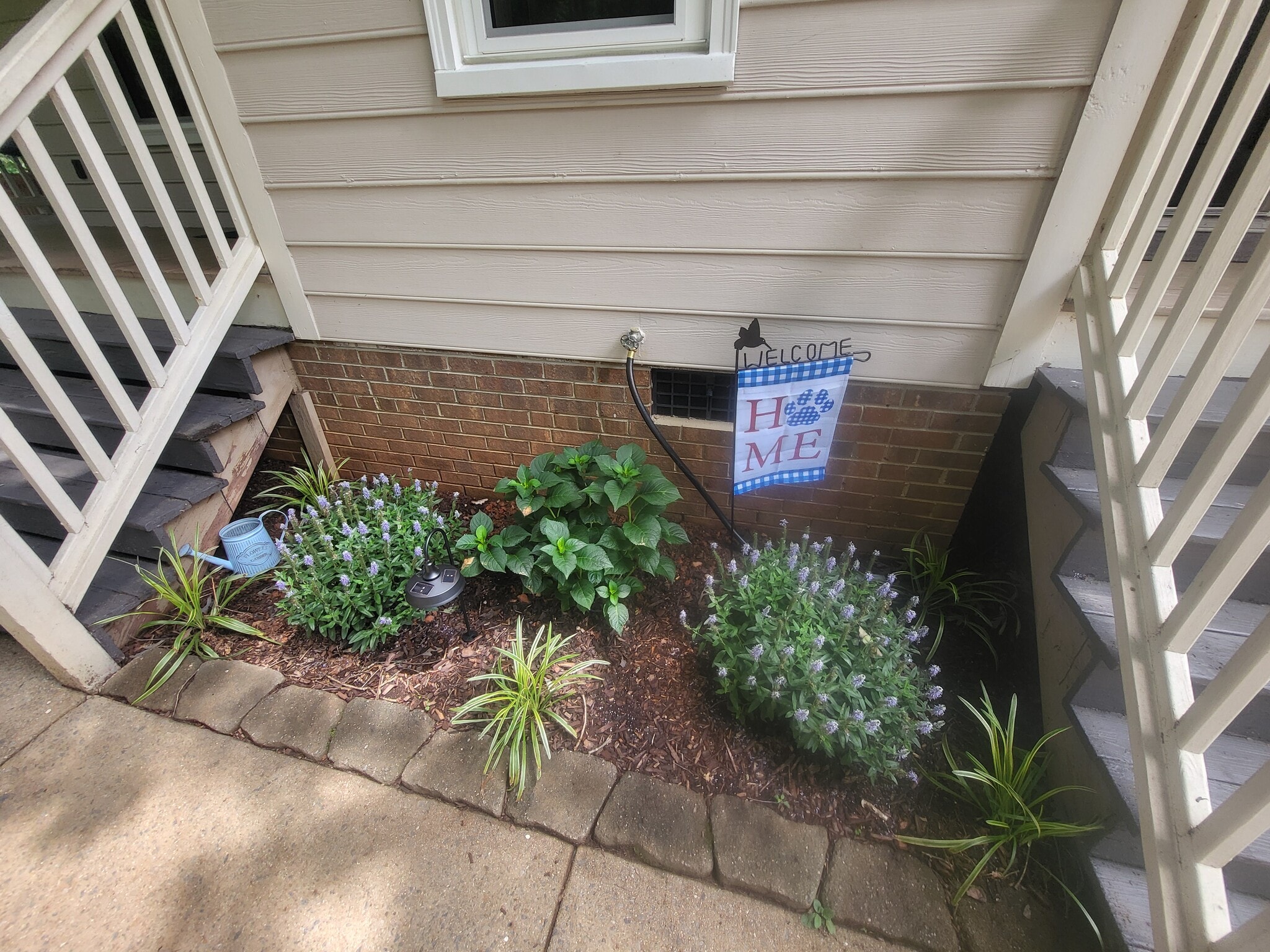 Building Photo - 2305 Whispering Pines Dr