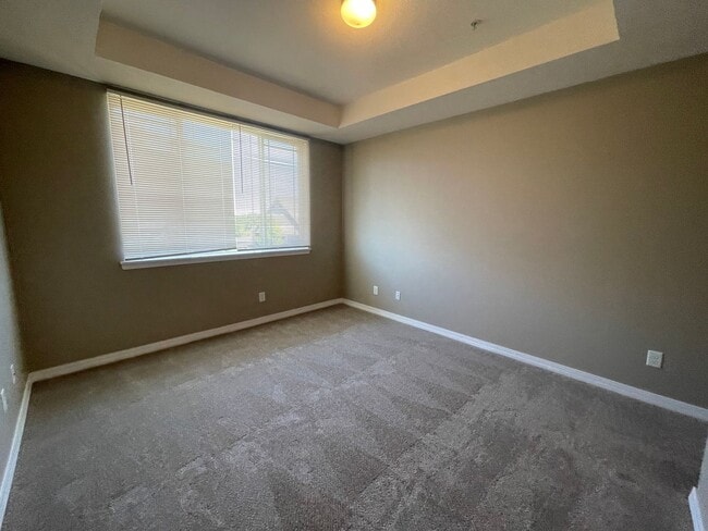 Building Photo - 2133 Krisron Rd