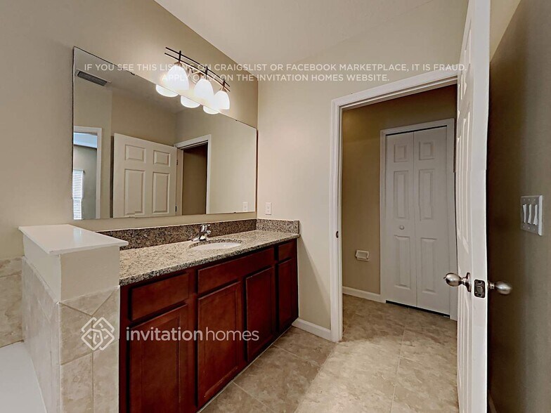 Building Photo - 4220 Harvest Cir