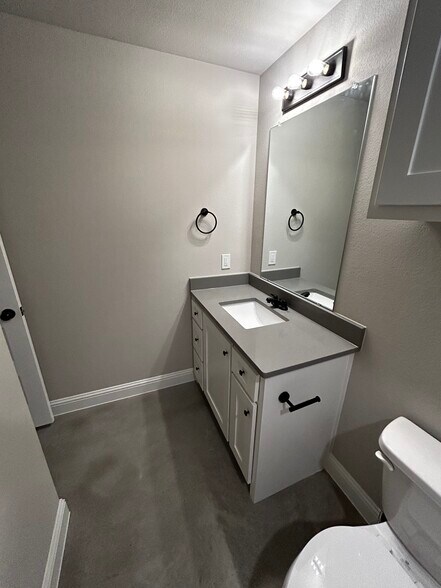 Building Photo - 10024 Highway 199 W