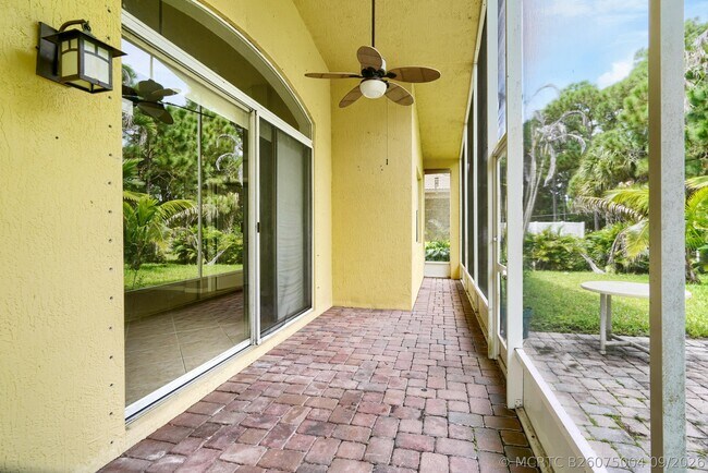 Building Photo - 6020 Spring Lake Terrace