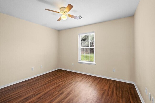 Building Photo - 730 Patty Ln