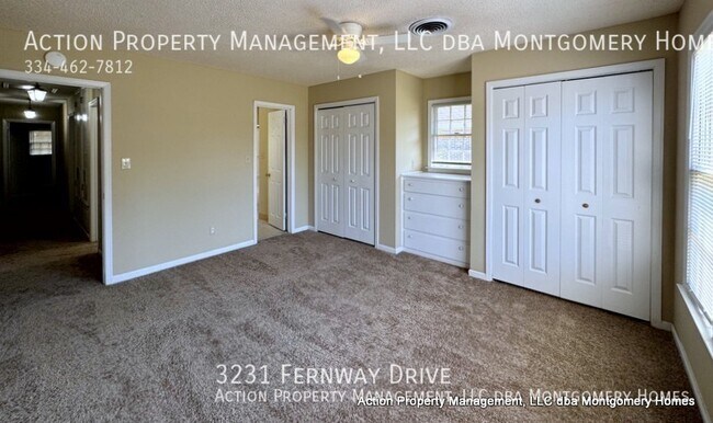Building Photo - 3231 Fernway Dr