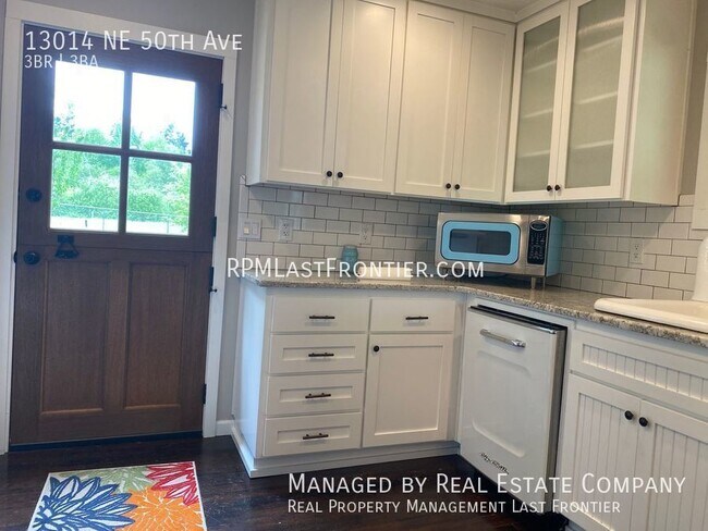 Building Photo - Charming Recently Updated Farm Cottage