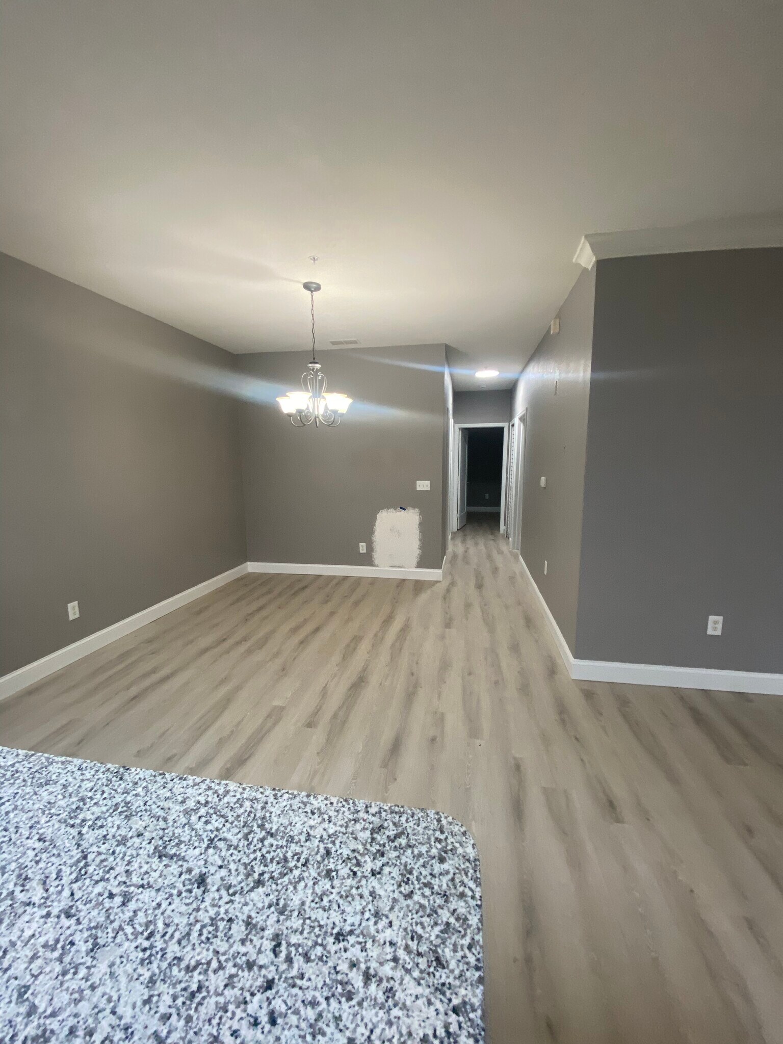 Building Photo - 16205 Enclave Village Dr