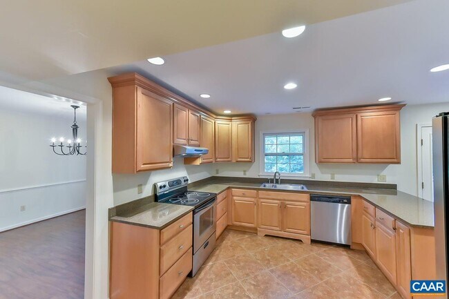 Building Photo - 1012 Wildmere Pl