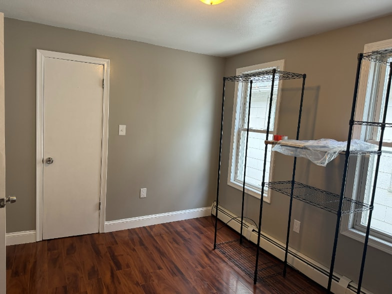 Building Photo - 38 S Gates Ave