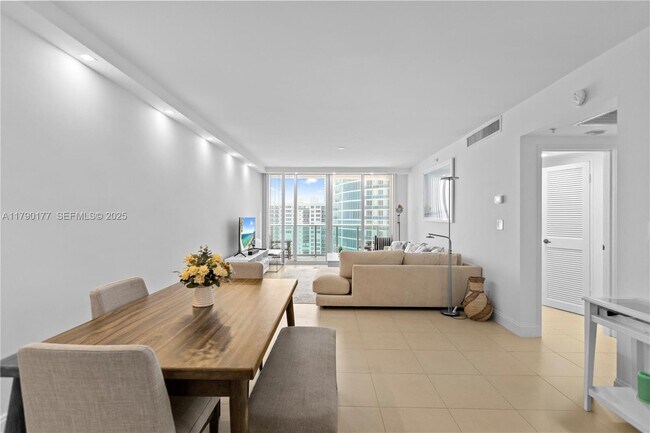 Building Photo - 2501 S Ocean Dr