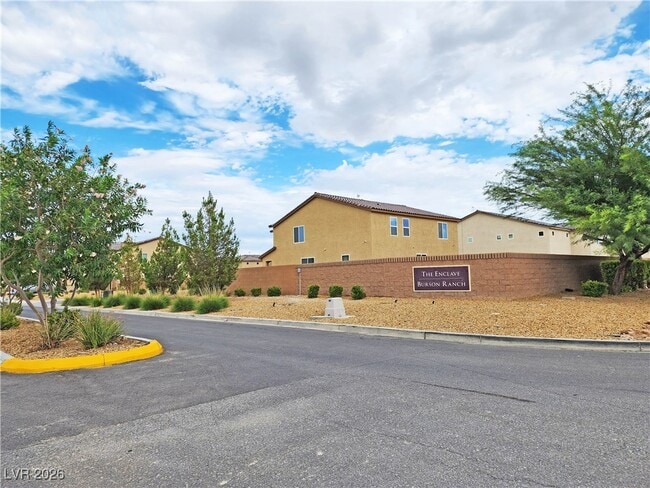 Building Photo - 3821 E Weld Ave