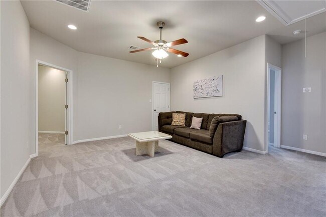 Building Photo - 3006 Rio Verde Dr