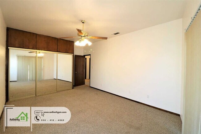 Building Photo - 3253 Tarmac Rd