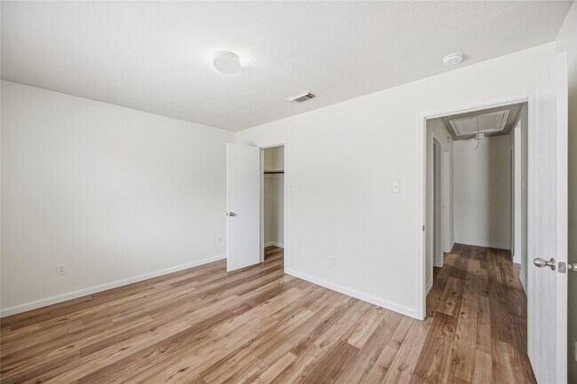 Building Photo - 2619 Dylans Crossing Dr