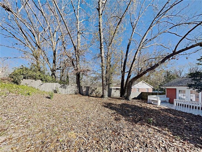 Building Photo - 3148 Thrasher Cir