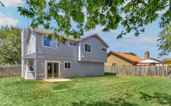 Building Photo - 2 br, 2 bath House - 2501 Windmill Dr